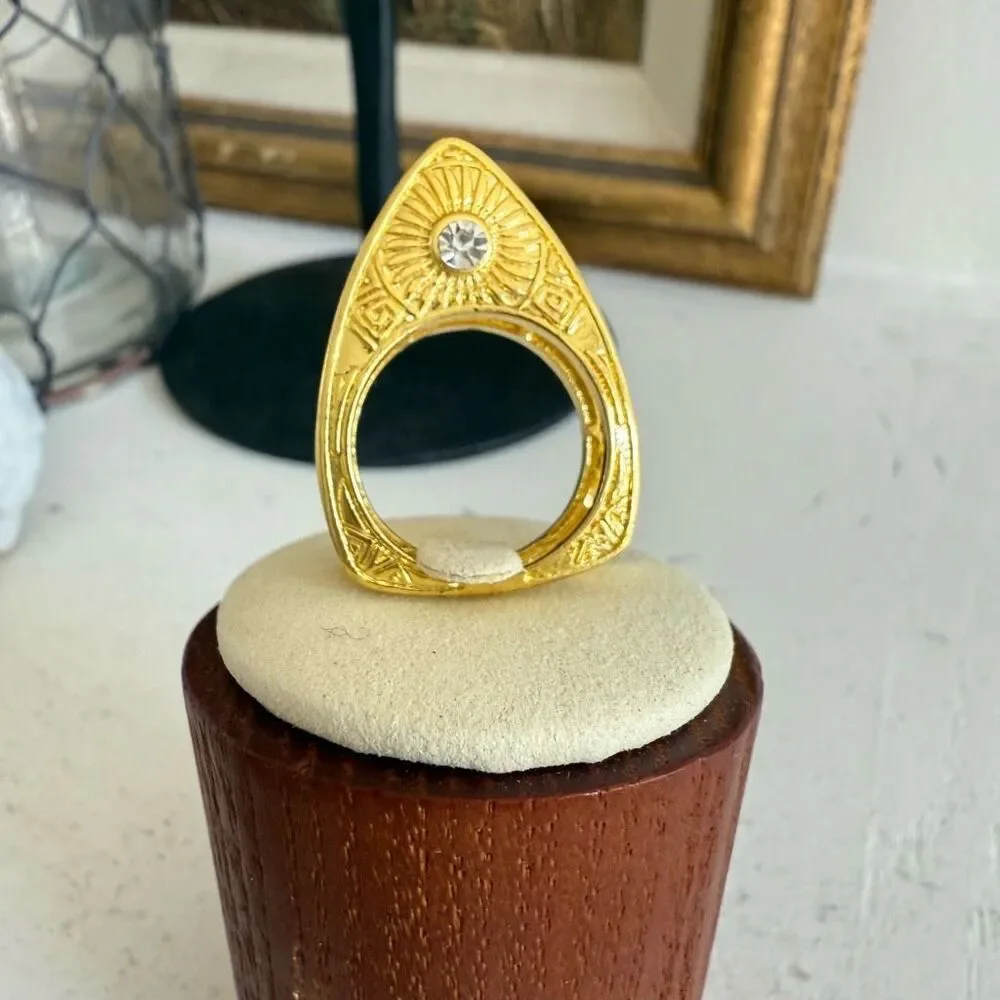 Unsigned 3D Gold Tone Rhinestone Ring 8